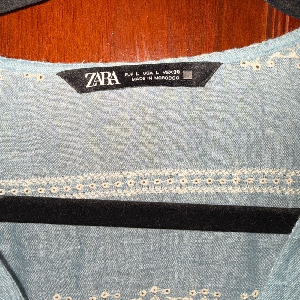 Zara Light Blue and Cream Embroidered Top - Picture 4 of 4